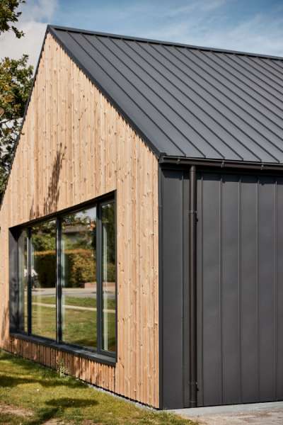 Steel and wood annex for extra space for ‘loaning out’ at Risskov Library, Risskov Bibliotek - Fortebakken 1, 8240 Risskov